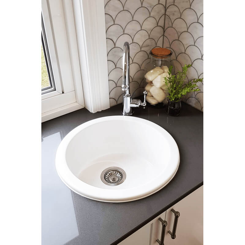 Turner Hastings Cuisine 47 Round Fireclay Single Bowl Sink White Gloss | CUR47FS - Image 4
